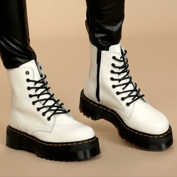 NWT DR MARTENS Jadon White Leather 8-Eye Platform Boots Shoes Size 8 - Picture 2 of 10